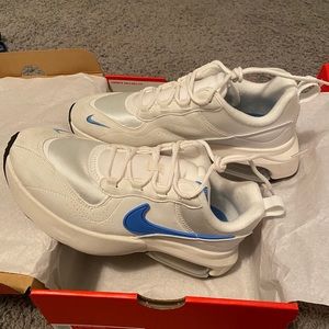 Women’s Nike Air Max Verona 8.5